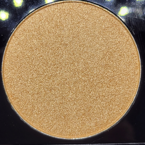 Shades by Shan Highlighter Powder Single Marjorie Brand New - Picture 11 of 13